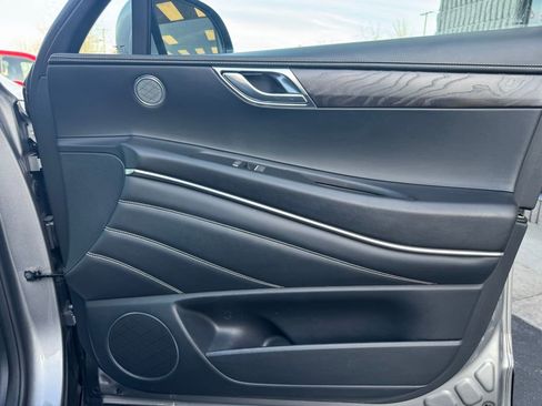 Used 2024 Genesis GV80 2.5T image 15