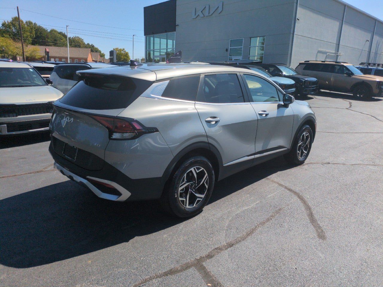 Certified 2023 Kia Sportage LX AWD/4WD image 7