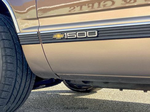 Used 1994 Chevrolet Silverado 1500 2WD Regular Cab image 57