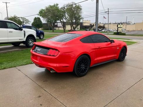 Used 2017 Ford Mustang GT w/ GT Performance Package RWD image 6