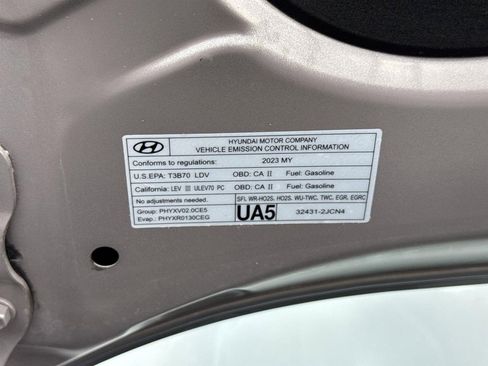 Used 2023 Hyundai Elantra SEL w/ Convenience Package image 42