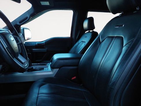 Used 2016 Ford F150 Platinum w/ Equipment Group 701A Luxury image 9