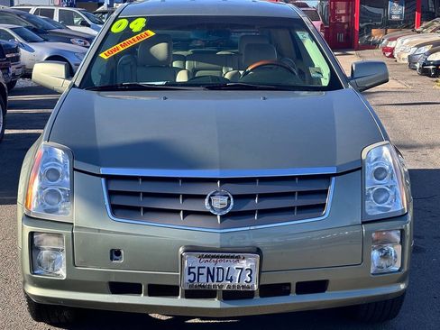 Used 2004 Cadillac SRX image 3