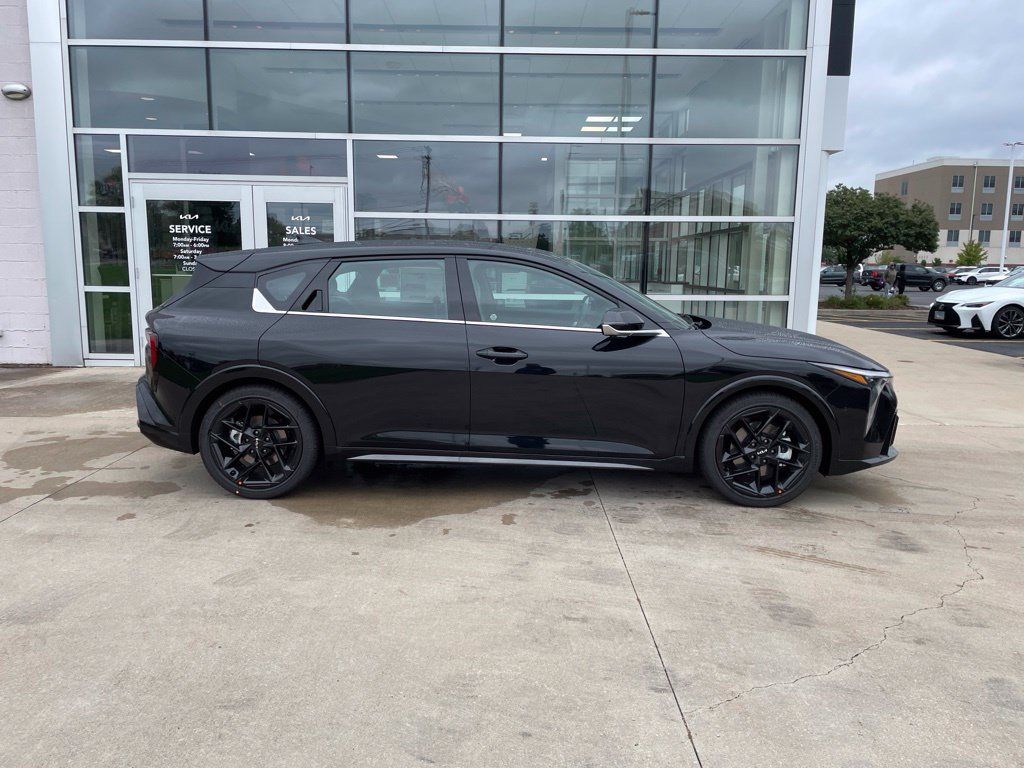New 2026 Kia K4 GT-Line Turbo FWD image 4