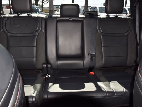 Used 2025 Ford F150 Raptor image 17