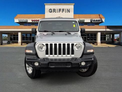 Used 2023 Jeep Wrangler Unlimited Sport AWD/4WD image 11