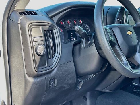 Used 2022 Chevrolet Silverado 1500 Custom RWD image 10