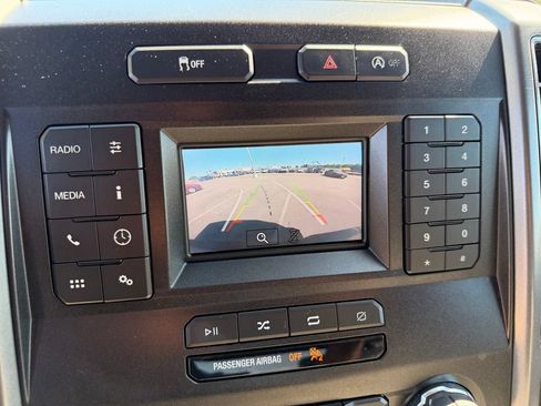 Used 2018 Ford F150 XLT AWD/4WD image 17