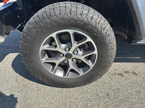 Used 2021 Jeep Gladiator Mojave AWD/4WD image 9