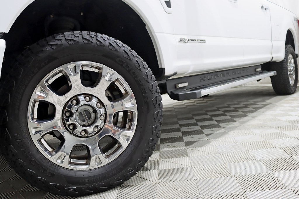 Used 2021 Ford F350 Lariat w/ Lariat Ultimate Package AWD/4WD image 4