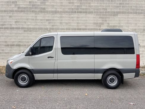 Used 2025 Mercedes-Benz Sprinter 2500 image 6