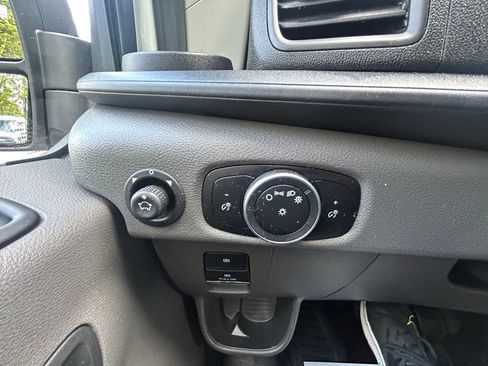 Used 2024 Ford Transit 350 XL RWD image 22