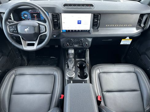 New 2025 Ford Bronco Badlands image 15