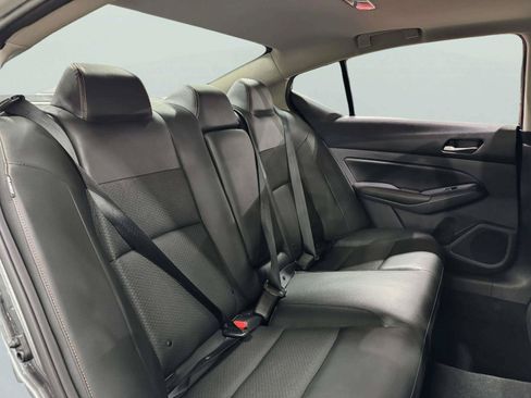 Used 2022 Nissan Altima 2.5 SR w/ Midnight Edition Package FWD image 20