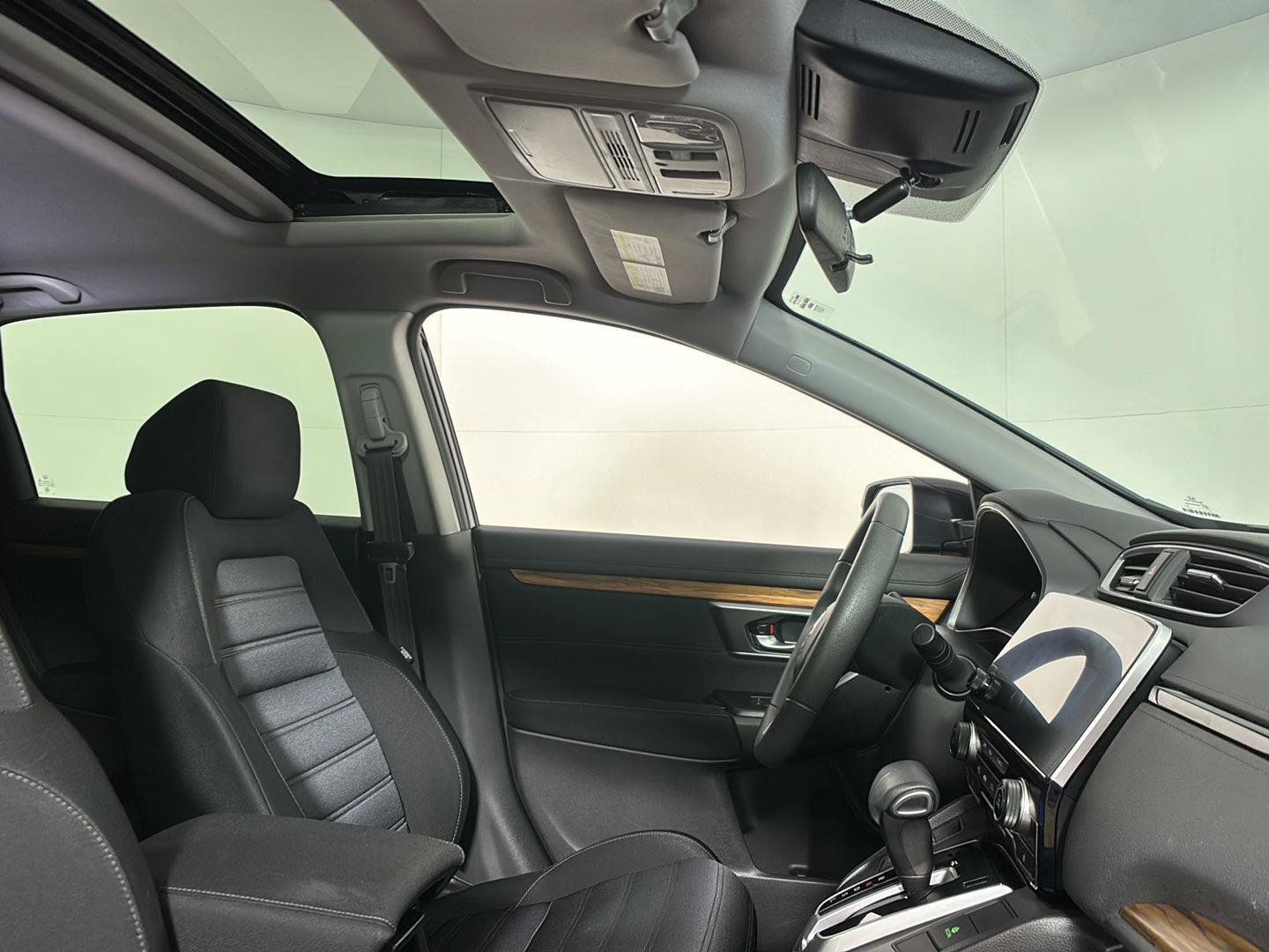 Used 2018 Honda CR-V EX image 13