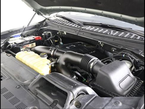 Used 2019 Lincoln Navigator Reserve AWD/4WD image 12