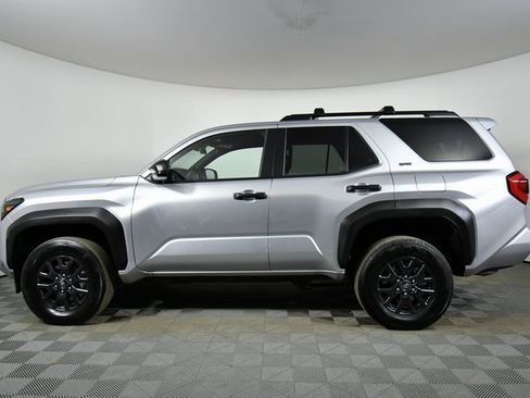Used 2025 Toyota 4Runner 4WD image 16