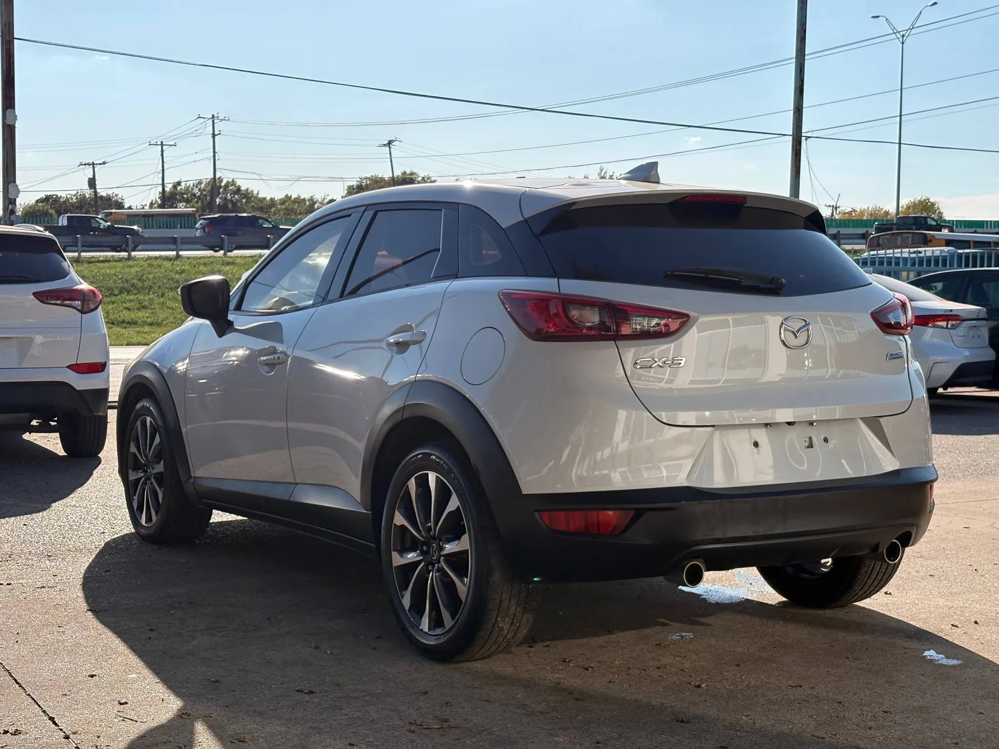 Used 2019 MAZDA CX-3 Touring w/ Preferred Equipment Package FWD image 5
