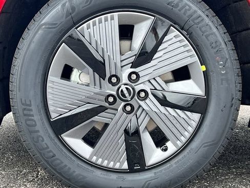 New 2025 Nissan Murano SL w/ Cargo Package AWD/4WD image 13