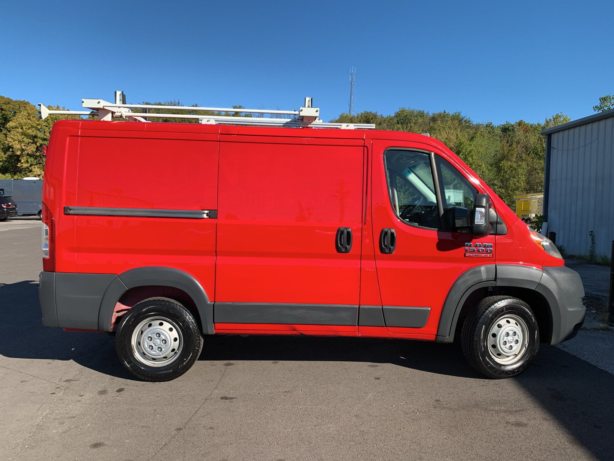 Used 2017 RAM ProMaster 1500 FWD image 2