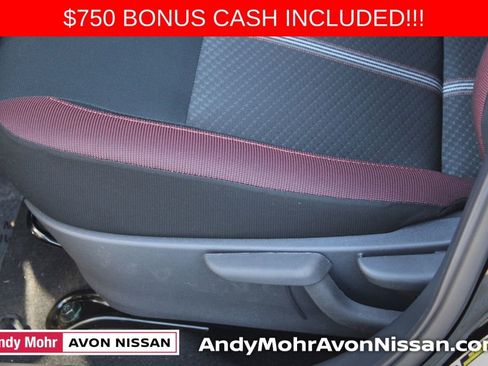New 2025 Nissan Versa SR w/ Trunk Package image 9