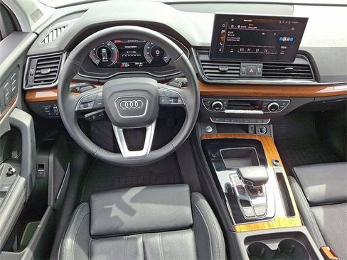Certified 2023 Audi Q5 2.0T Premium Plus w/ Premium Plus Package image 12