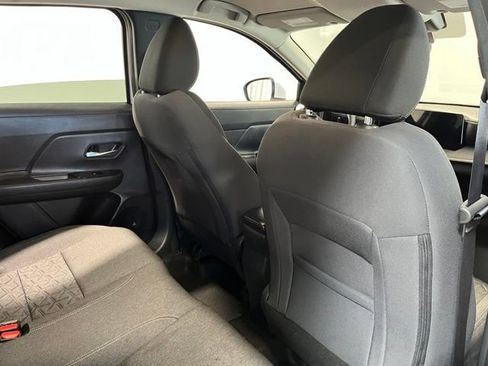 Used 2025 Nissan Kicks SV FWD image 14