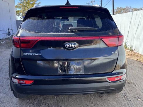 Used 2017 Kia Sportage EX image 6