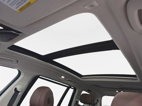 Used 2019 BMW X7 xDrive40i w/ Premium Package image 28