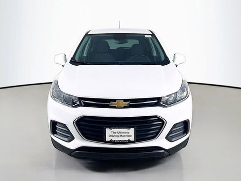 Used 2020 Chevrolet Trax LS w/ Tint and Cruise Package image 2