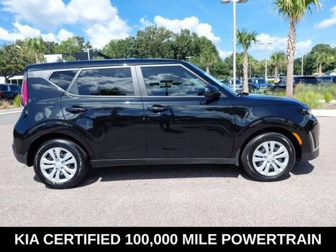 Certified 2025 Kia Soul LX FWD image 4