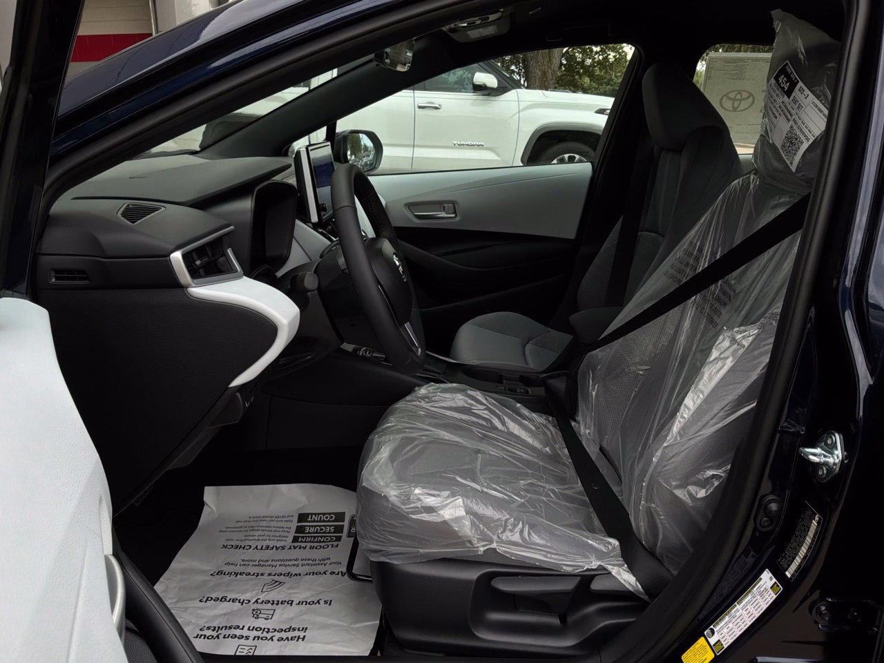 New 2027 Toyota Corolla SE FWD image 9