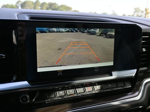 Used 2024 Chevrolet Silverado 1500 RST RWD image 23