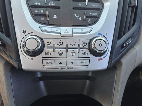 Used 2011 Chevrolet Equinox LT w/ Driver Convenience Package image 20