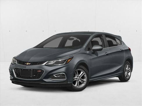 Used 2018 Chevrolet Cruze LT FWD image 1