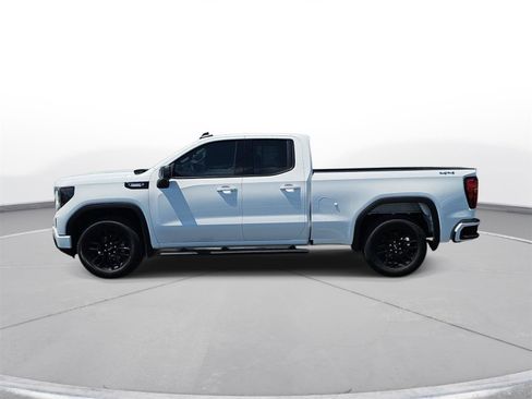 Used 2025 GMC Sierra 1500 Elevation AWD/4WD image 9