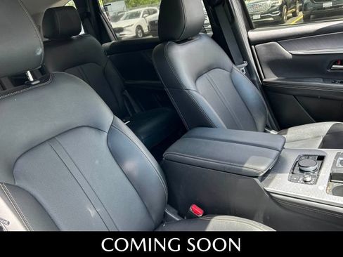 Certified 2024 MAZDA CX-90 3.3 Turbo w/ Premium Package AWD/4WD image 17