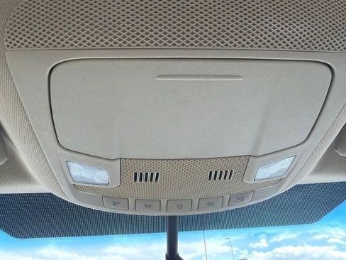 Used 2018 Ford Edge SEL w/ Equipment Group 201A FWD image 28