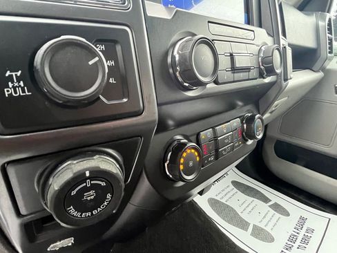 Used 2020 Ford F150 XLT w/ Equipment Group 302A Luxury image 12