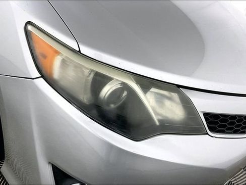 Used 2012 Toyota Camry SE image 26