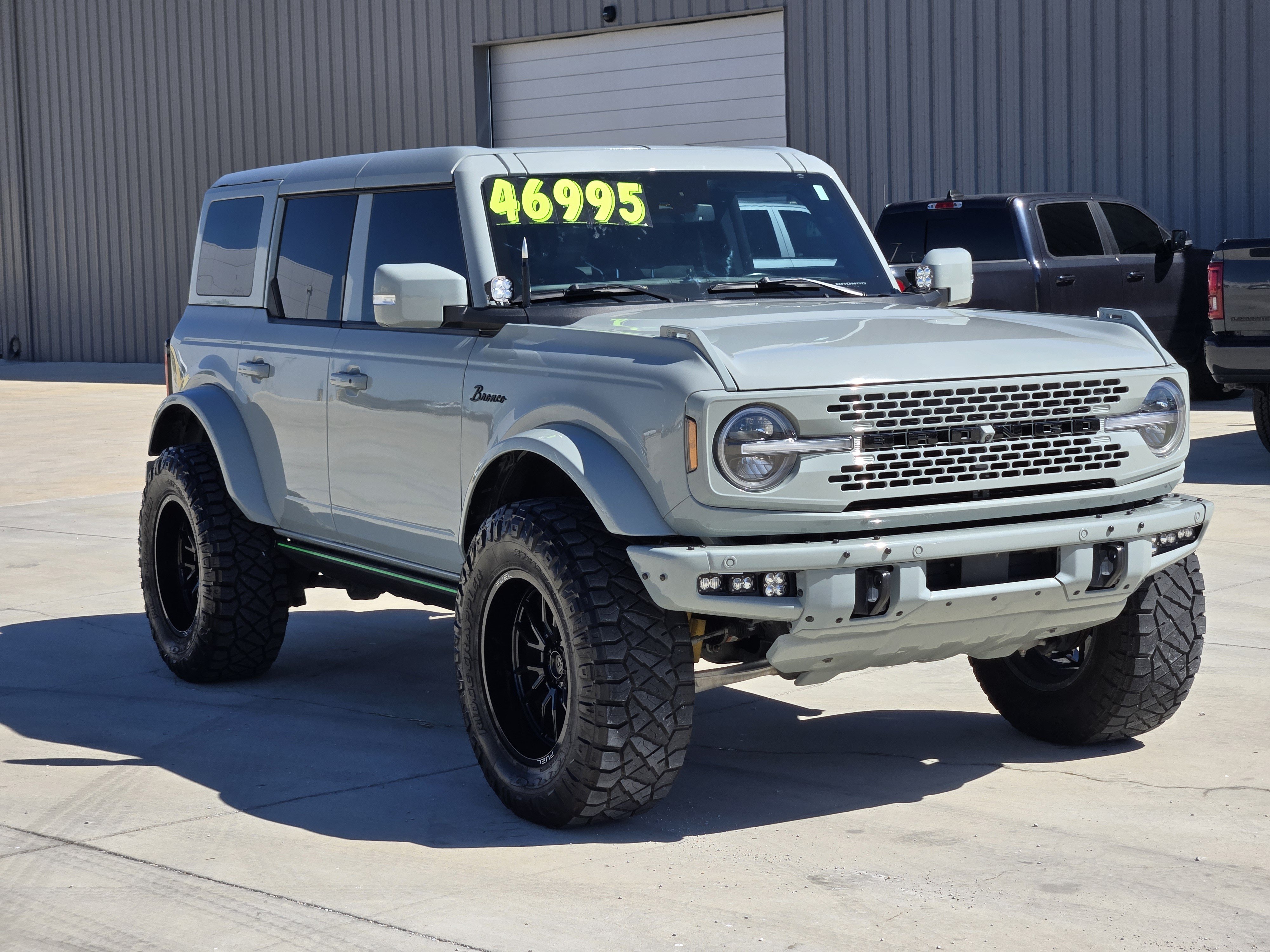 Used 2021 Ford Bronco First Edition AWD/4WD image 4
