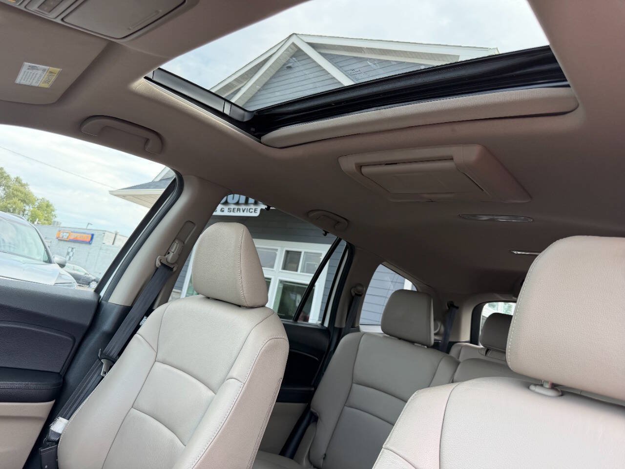 Used 2016 Honda Pilot Touring image 29