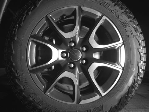 Used 2025 Jeep Compass Trailhawk AWD/4WD image 12