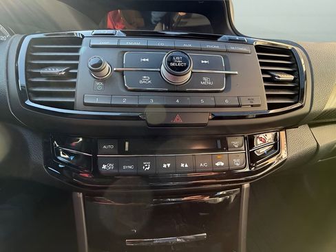 Used 2016 Honda Accord Sport image 24