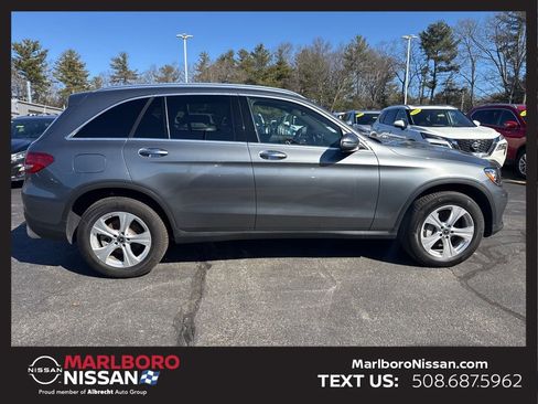 Used 2019 Mercedes-Benz GLC 300 4MATIC image 8