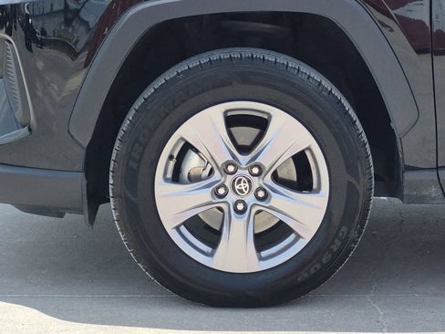 Certified 2025 Toyota RAV4 XLE AWD/4WD image 24