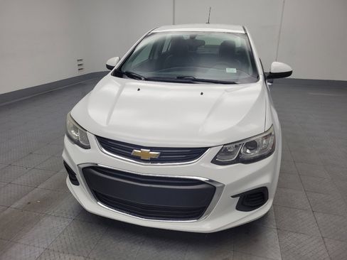 Used 2018 Chevrolet Sonic Premier image 15