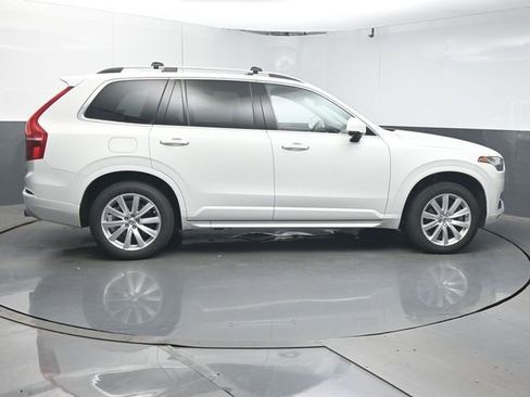 Used 2018 Volvo XC90 T5 Momentum FWD image 8