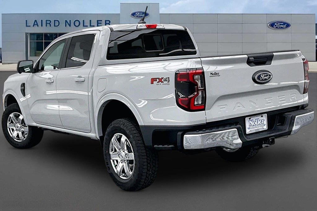 New 2026 Ford Ranger Lariat w/ FX4 Off-Road Package AWD/4WD image 3