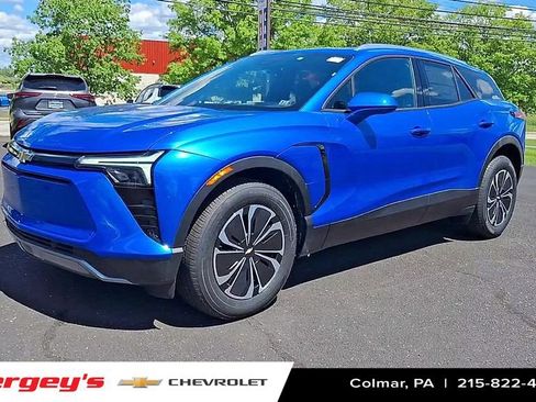 New 2025 Chevrolet Blazer EV LT image 4